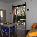 Pinea Vila